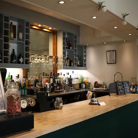 Clarence Court Hotel เชลเทนแฮม ภายนอก รูปภาพ